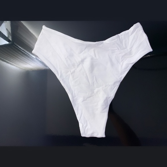 White Bikini Bottom (L) - Picture 2 of 3